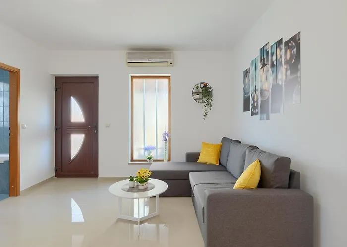 Apartment Christina *